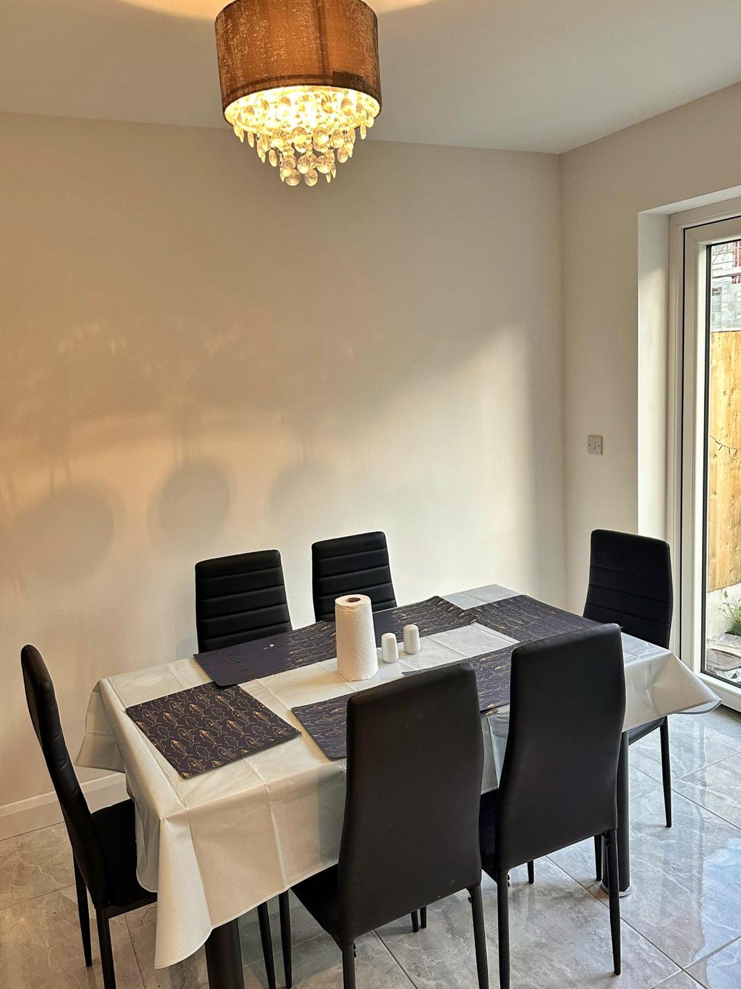 Your Perfect Home Away From Home Cork Ngoại thất bức ảnh